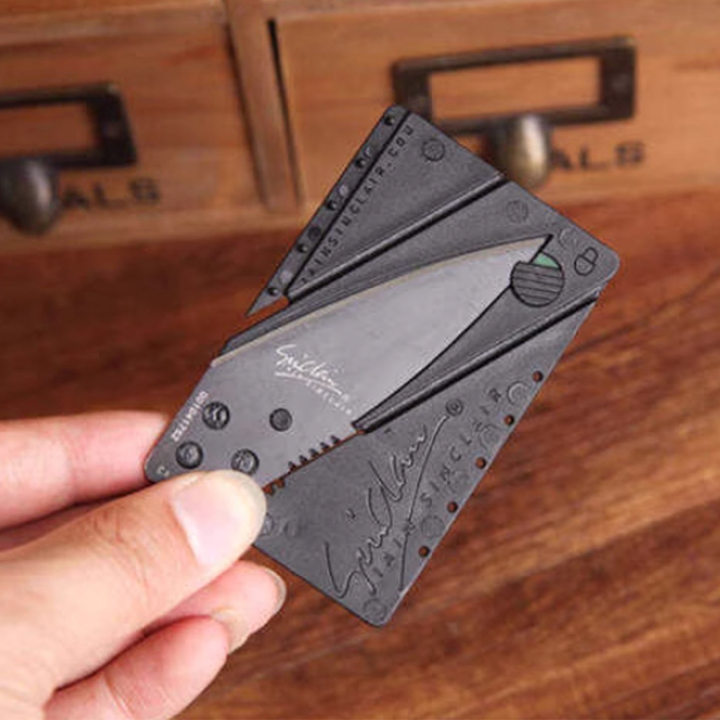 Viral Credit Card Folding Knife, Ultra-Thin Card Knife, Outdoor Tool Card